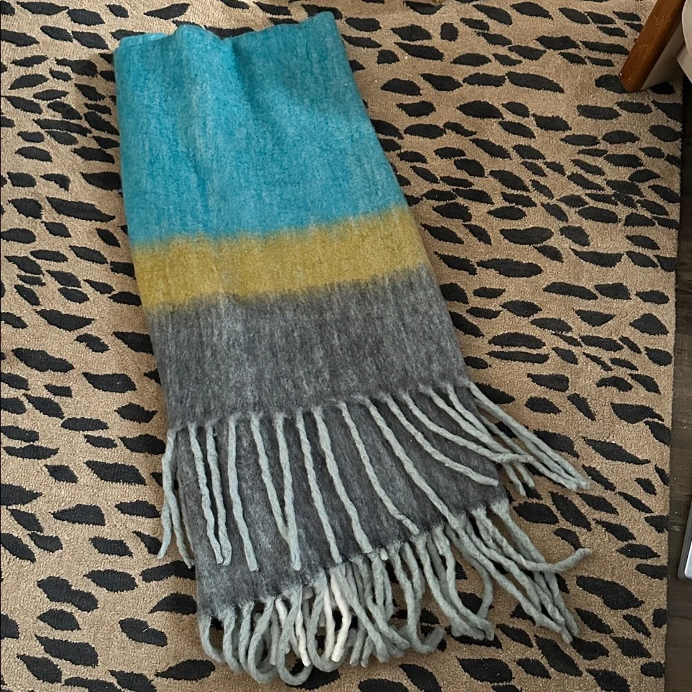 West Elm Throw Blanket EUC
